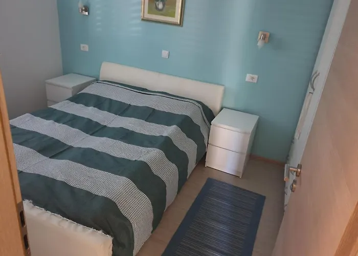 Ivy's Place Apartman